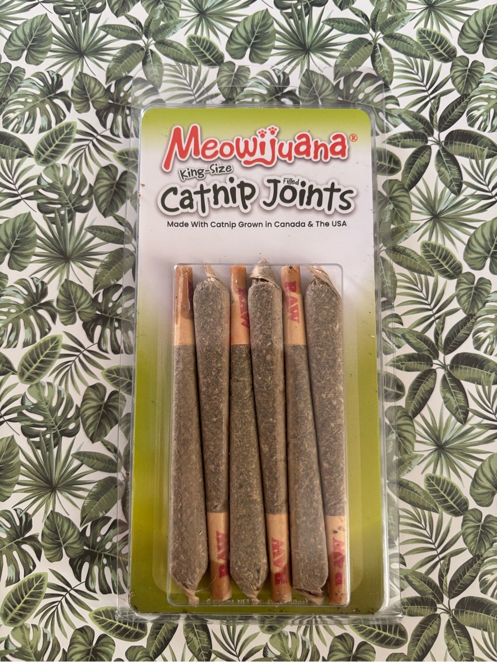Brand new in Box King-Size Catnip Joints - Green